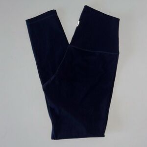 Born Primitive womens navy blue 23” inseam‎ capri length leggings size Medium